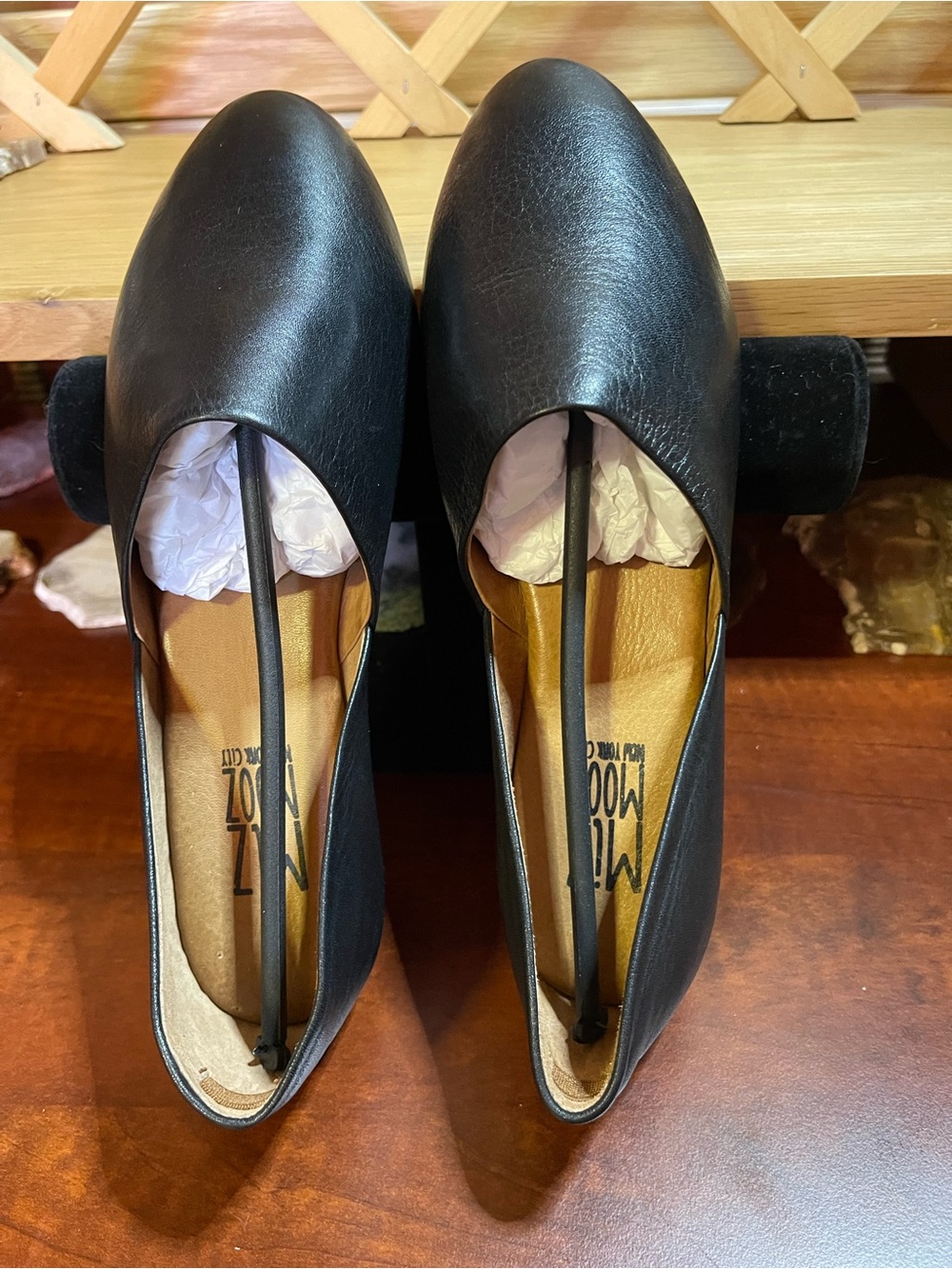 NWOB  Miz Mooz Black Soft Leather Glove Flats Sz US 6.5-7